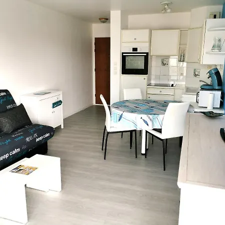 Apartment Le Lagon Bleu Les Sables-d'Olonne